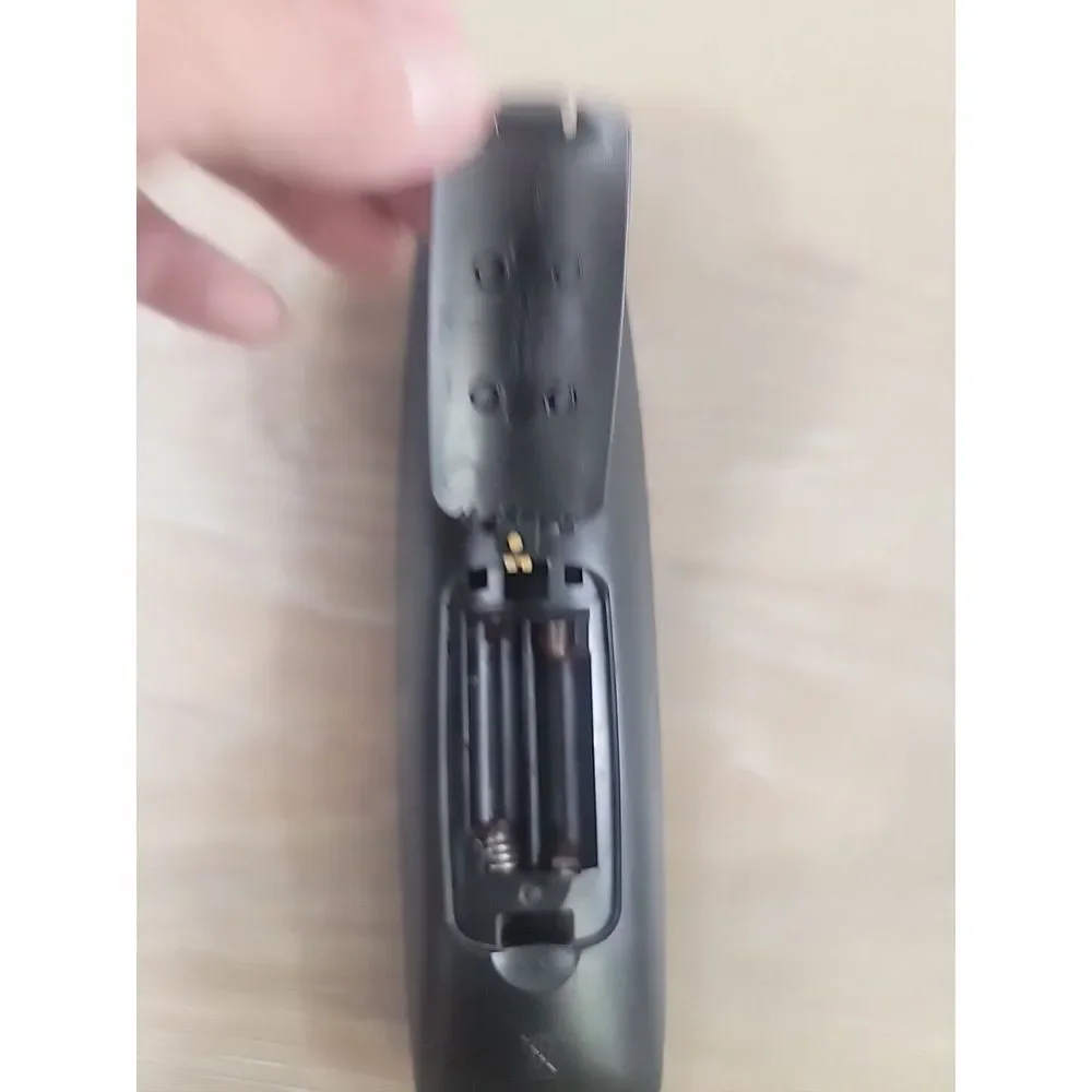 Samsung BN59-00678A Remote Control For LCD TV LN26A450 LN26A450C1 T240HD-‎ B1R1